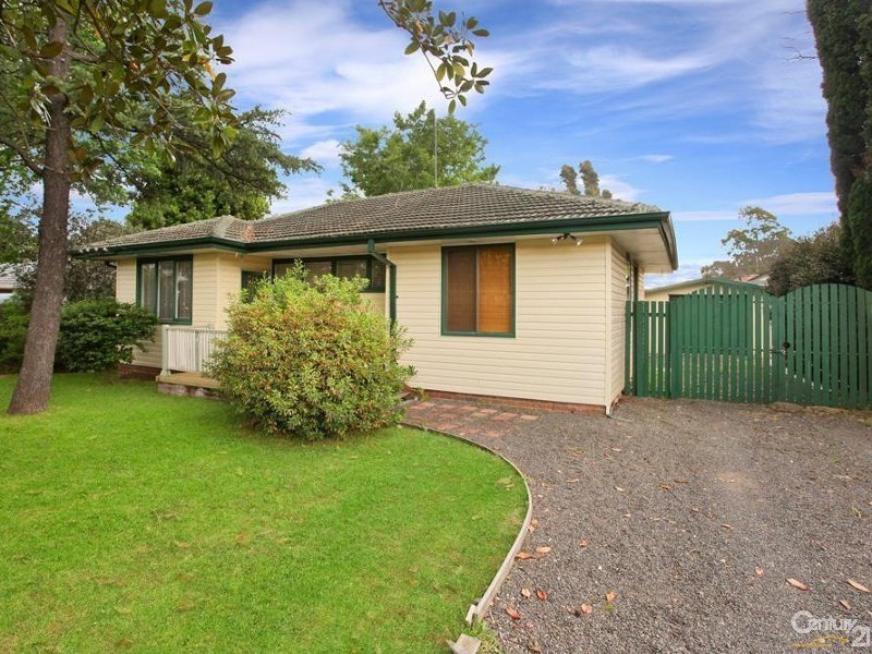 2  Charlton Road, Lalor Park NSW 2147