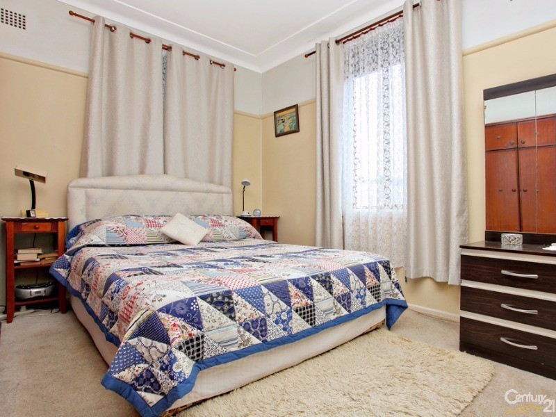 75  Moffatt Drive, Lalor Park NSW 2147