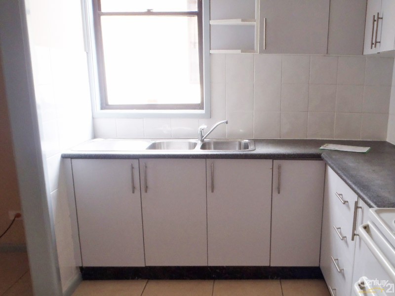 12 June St, Seven Hills NSW 2147