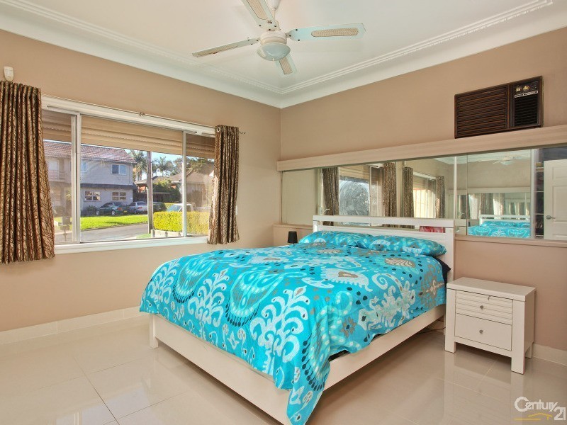 14 Hilltop Ave, Blacktown NSW 2148