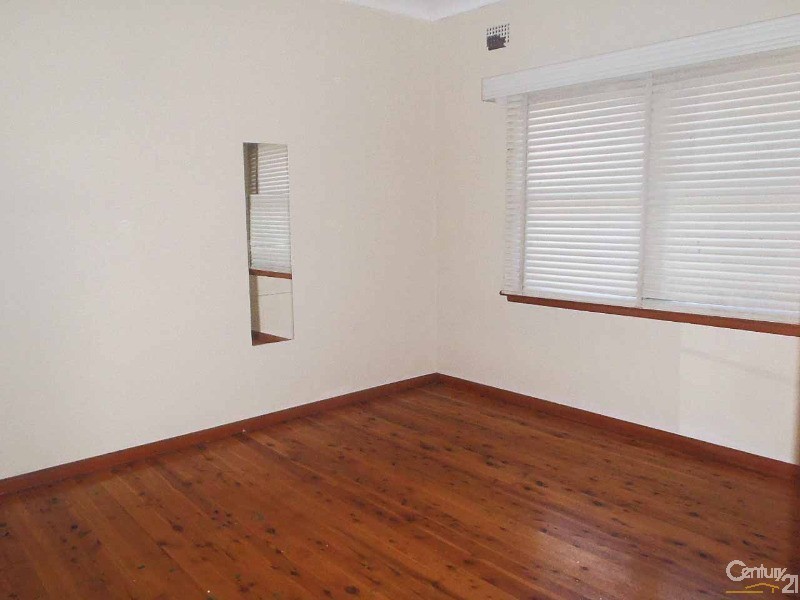 26  Alice St, Seven Hills NSW 2147