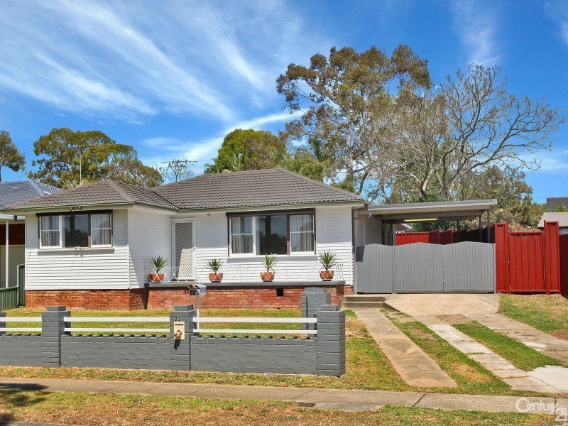 233 Vardys Rd, Seven Hills NSW 2147