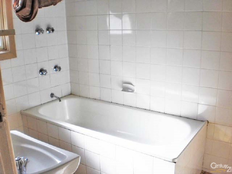 4 Jordan St, Seven Hills NSW 2147