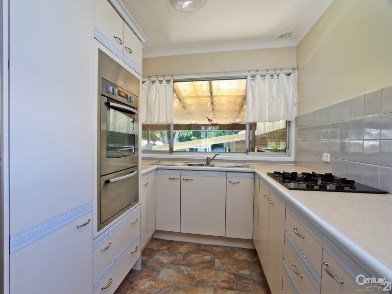 59 Dawn Dr, Seven Hills NSW 2147