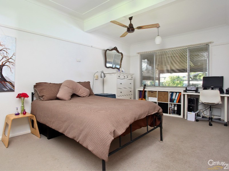 59 Dawn Dr, Seven Hills NSW 2147