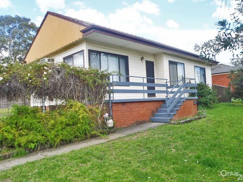 35 Charles St, Blacktown NSW 2148