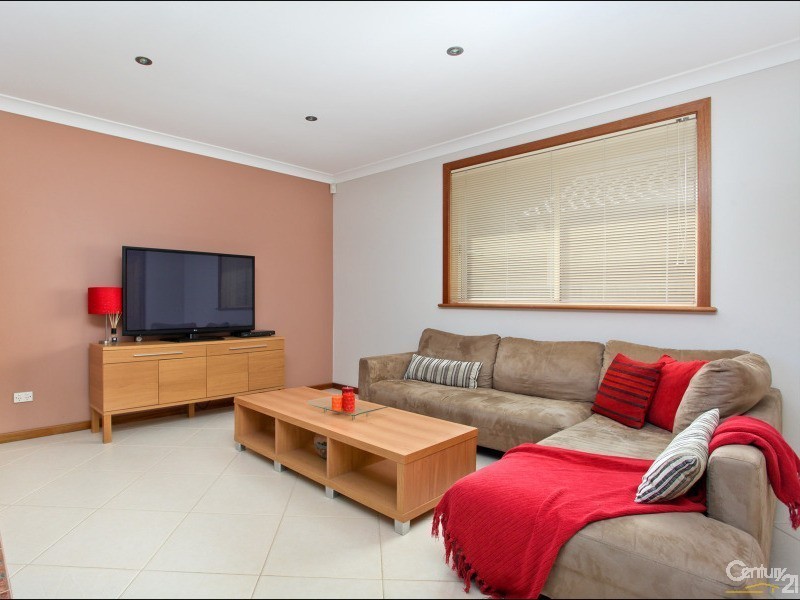 7 Cobbity Street, Seven Hills NSW 2147