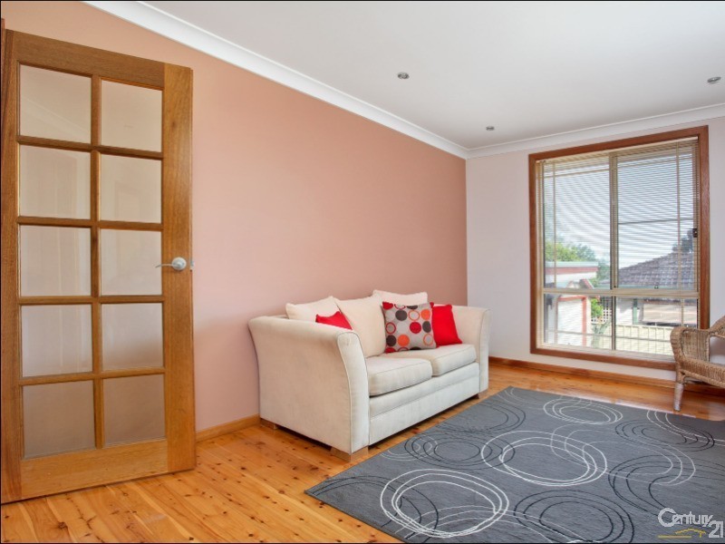 7 Cobbity Street, Seven Hills NSW 2147