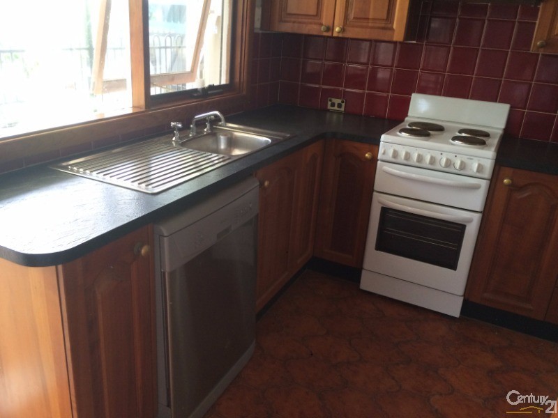 28 Endeavour St, Seven Hills NSW 2147