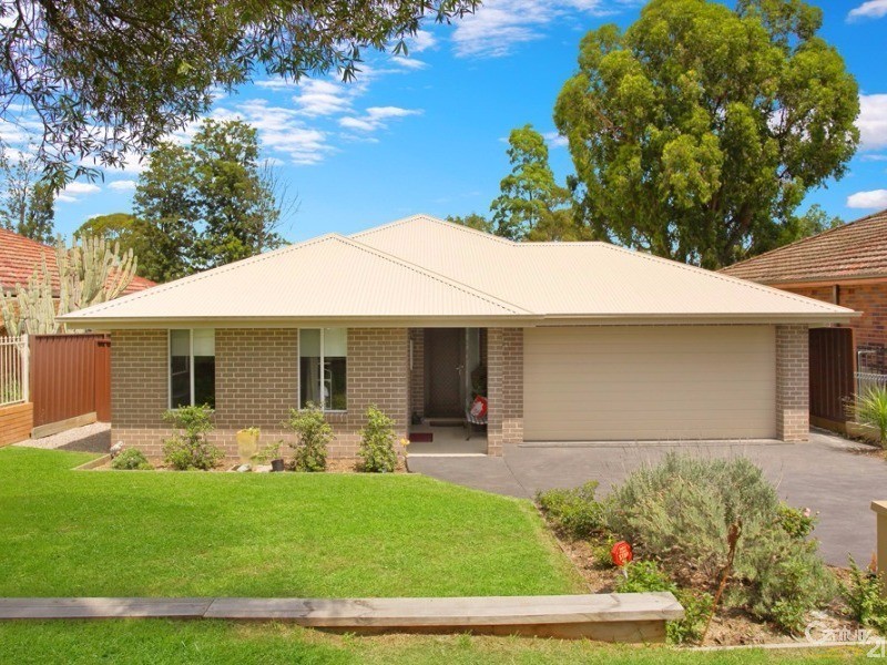 74 Lamonerie Street, Toongabbie NSW 2146