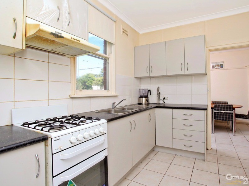 34  Noakes Parade, Lalor Park NSW 2147