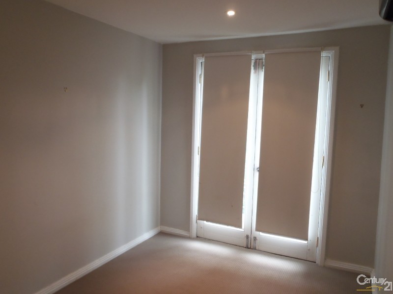 2 Greig Place, Seven Hills NSW 2147