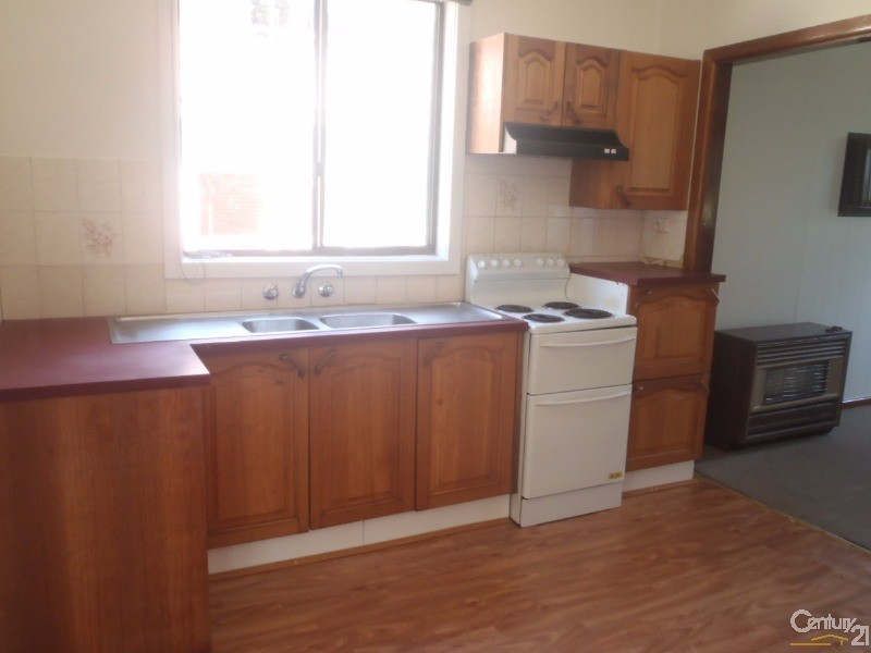 11 Fielders St, Seven Hills NSW 2147