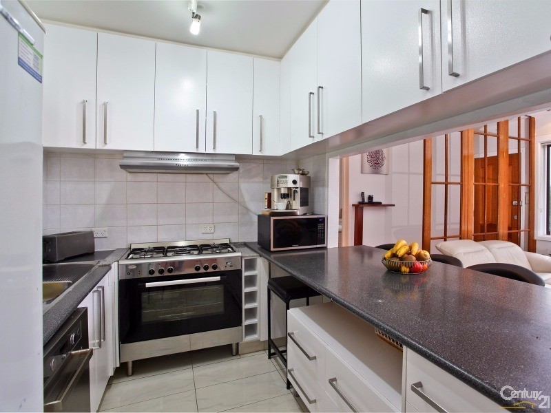 18  Christine Cr, Lalor Park NSW 2147