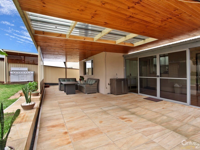 18  Christine Cr, Lalor Park NSW 2147