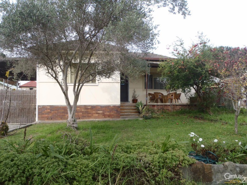 7 Orlando Cr, Seven Hills NSW 2147