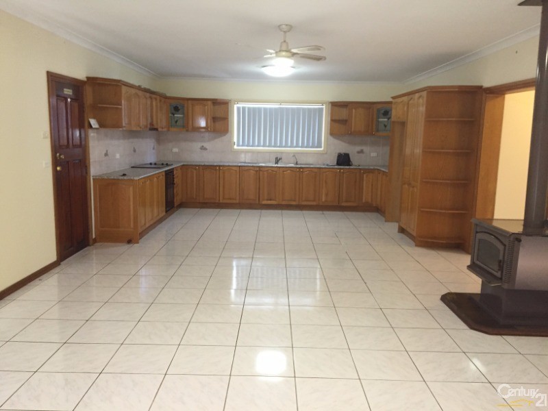 7 Orlando Cr, Seven Hills NSW 2147