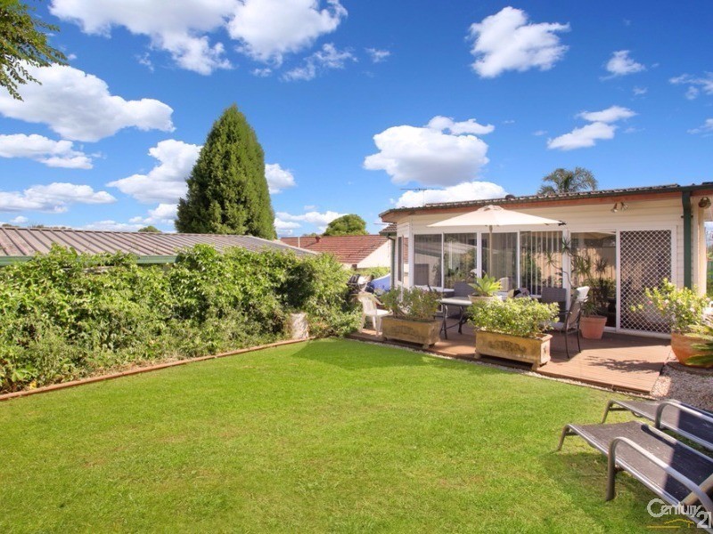 15 Carole Street, Seven Hills NSW 2147