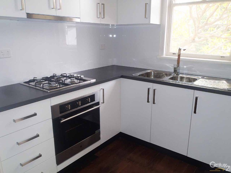 6  Noakes Pde, Lalor Park NSW 2147