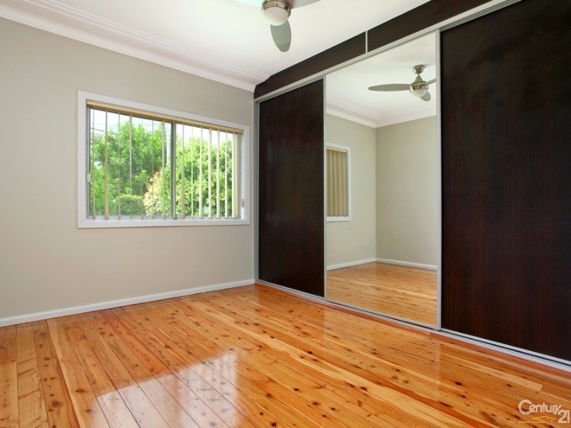 42 Grantham Road, Seven Hills NSW 2147