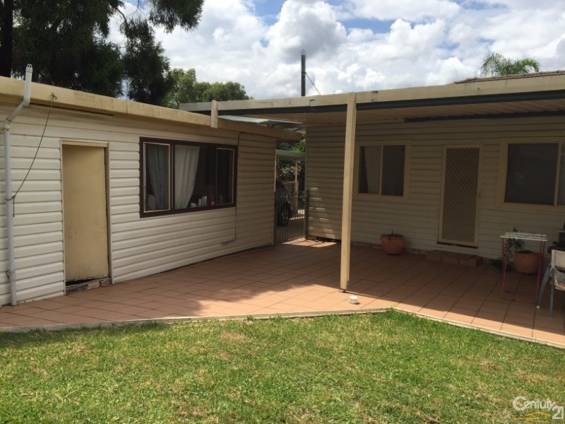 128 Freeman Street, Lalor Park NSW 2147