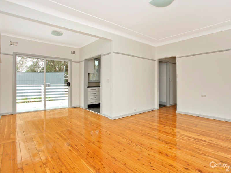 8 Eyre Street, Lalor Park NSW 2147