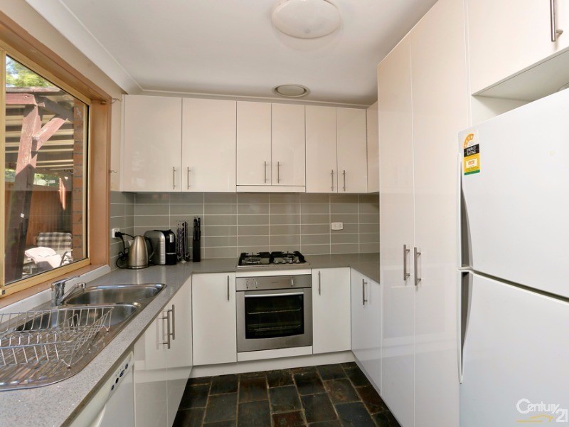 8A Floreat Place, Seven Hills NSW 2147