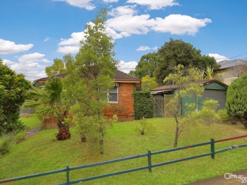 2 Noakes Parade, Lalor Park NSW 2147