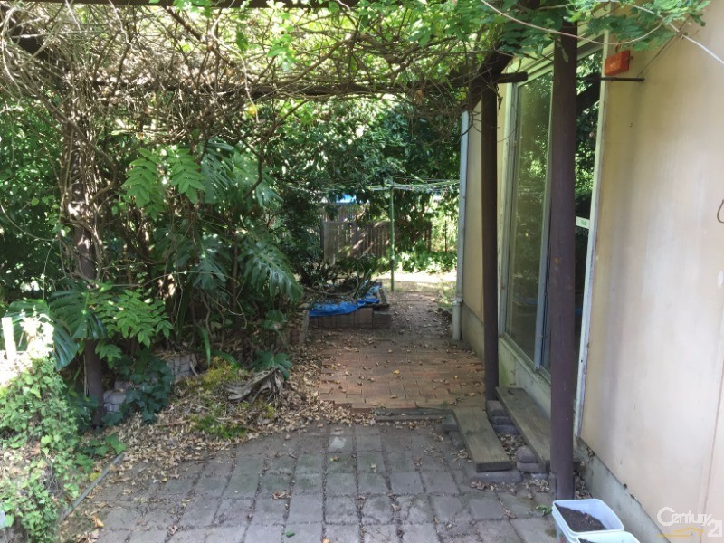 48 Pioneer St, Seven Hills NSW 2147