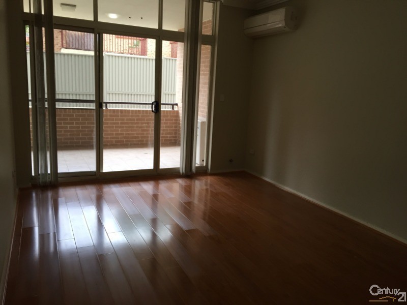 2/2-4 Fifth Ave, Blacktown NSW 2148