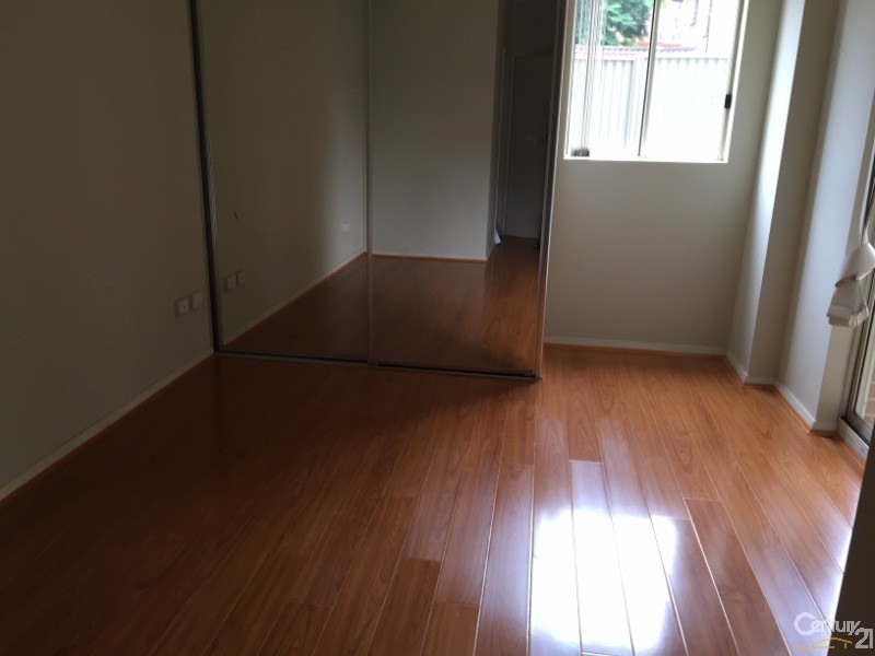 2/2-4 Fifth Ave, Blacktown NSW 2148