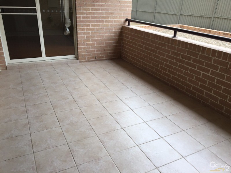 2/2-4 Fifth Ave, Blacktown NSW 2148