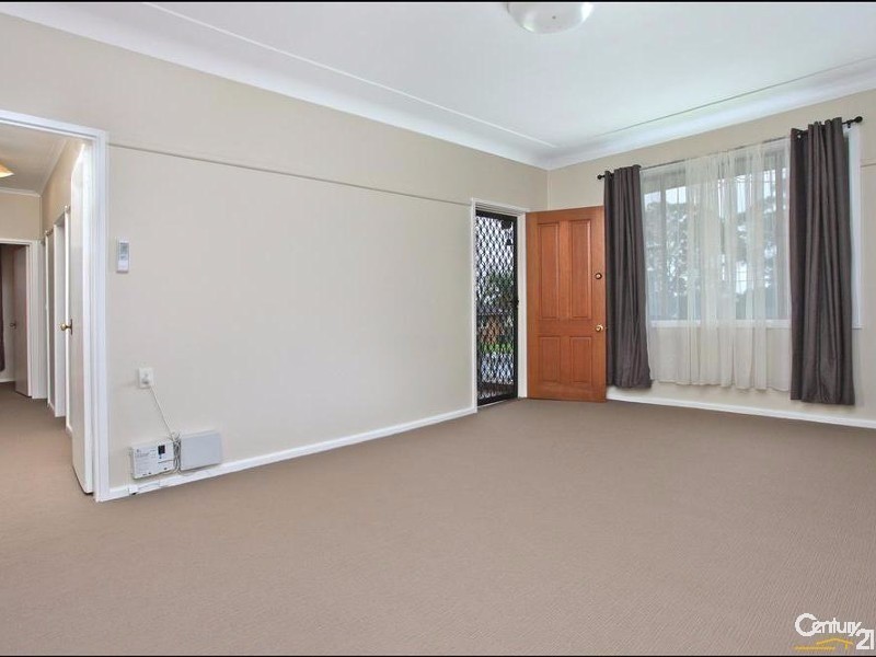 12 Mountfort St, Lalor Park NSW 2147