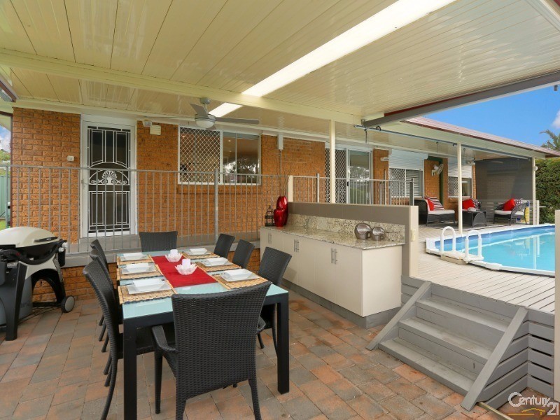 15 Hugh Place, Kings Langley NSW 2147