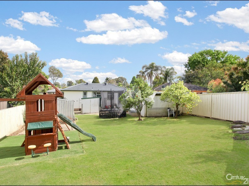 12 Gilmore Road, Lalor Park NSW 2147