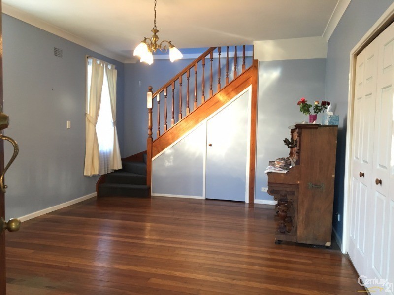 25 Christine Crescent, Lalor Park NSW 2147