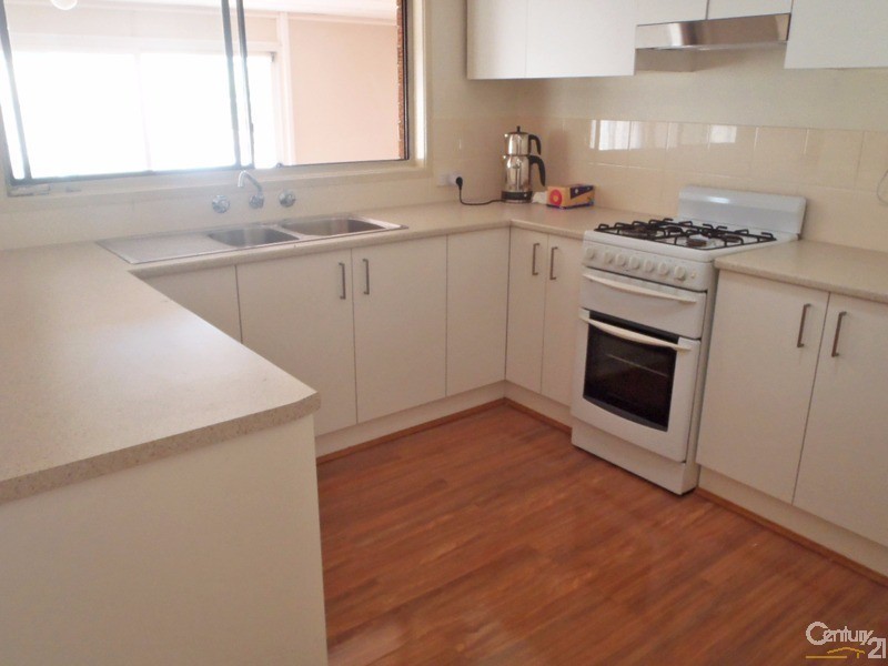 13 Columbia Road, Seven Hills NSW 2147