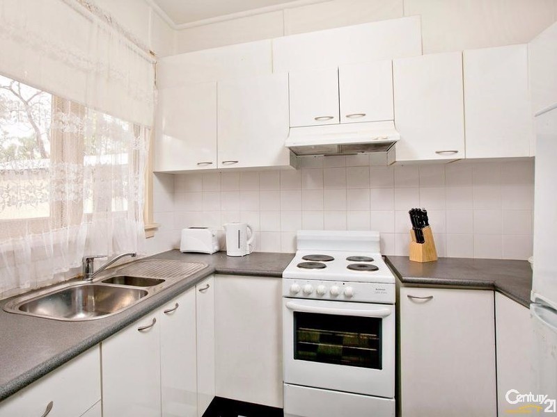 17 Blaxland Street, Lalor Park NSW 2147