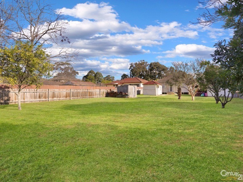 9 Carter Street, Seven Hills NSW 2147