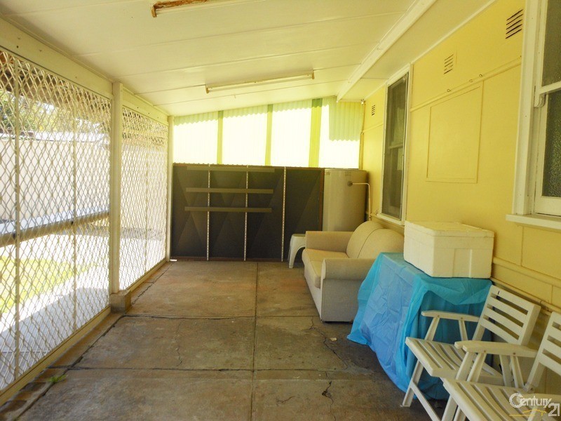 21 Gilmore Road, Lalor Park NSW 2147