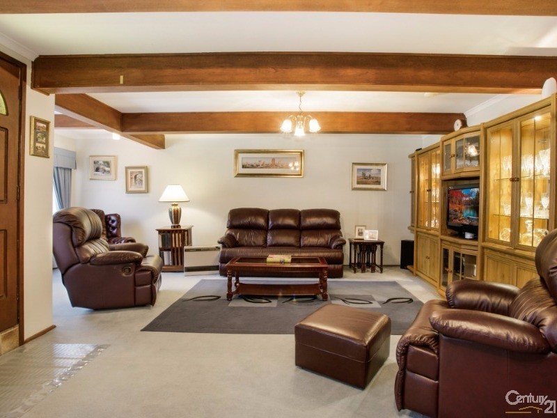 21 Beethoven Street, Seven Hills NSW 2147