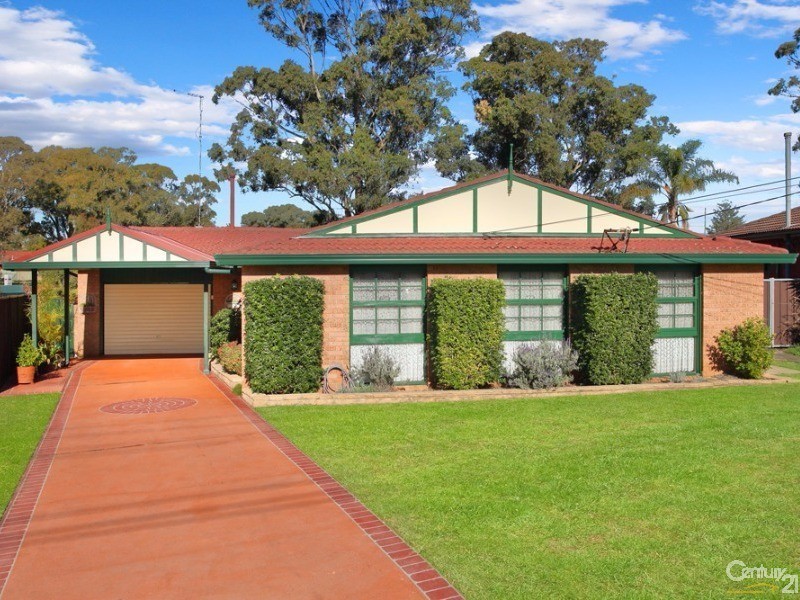 17 Vancouver Avenue, Toongabbie NSW 2146