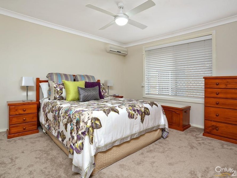 15 Hugh Place, Kings Langley NSW 2147