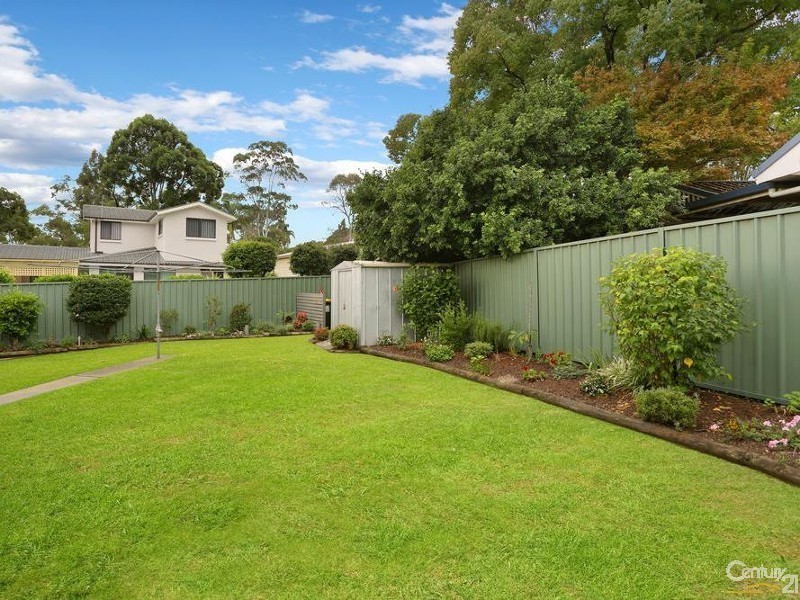 15 Hugh Place, Kings Langley NSW 2147