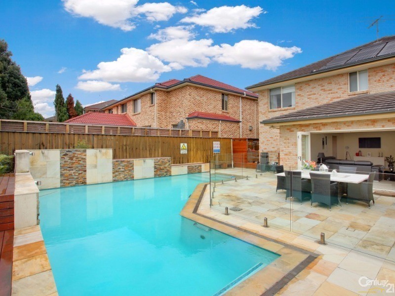 11 Eric Cooper Drive, Castle Hill NSW 2154