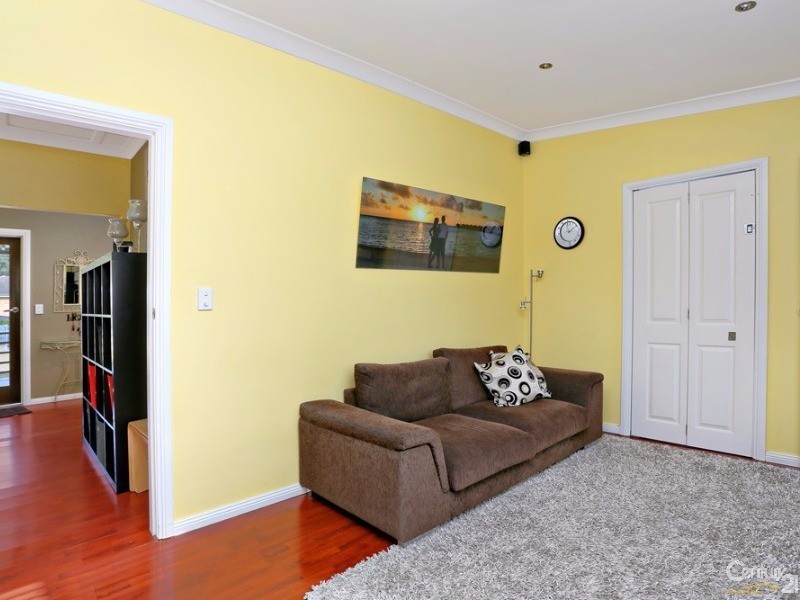 6 Adam Place, Lalor Park NSW 2147