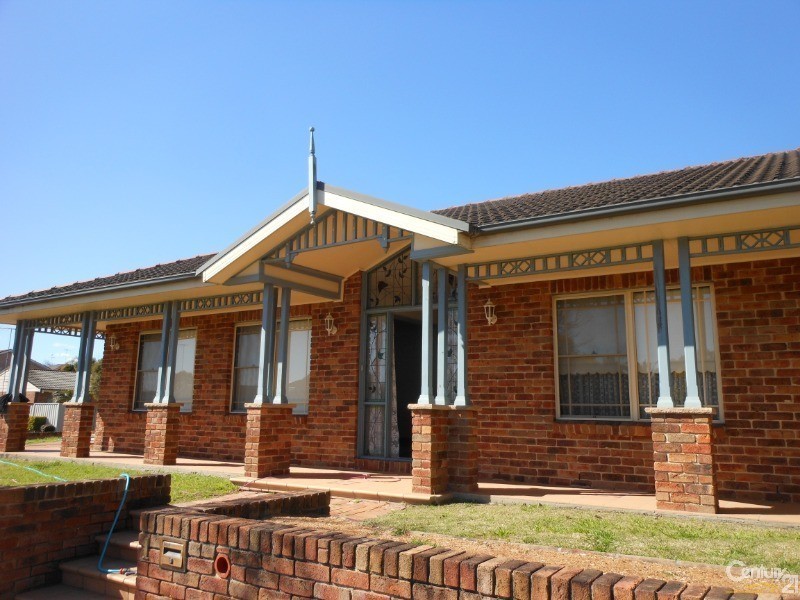 1 Olive Lee Street, Quakers Hill NSW 2763