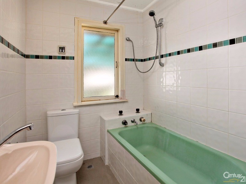 17 Landy Road, Lalor Park NSW 2147