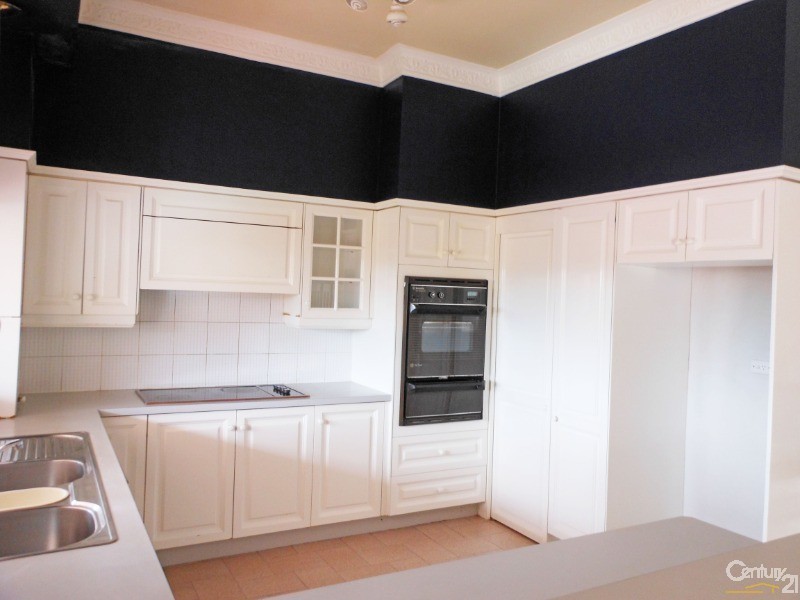 13 Tulloch Place, Baulkham Hills NSW 2153