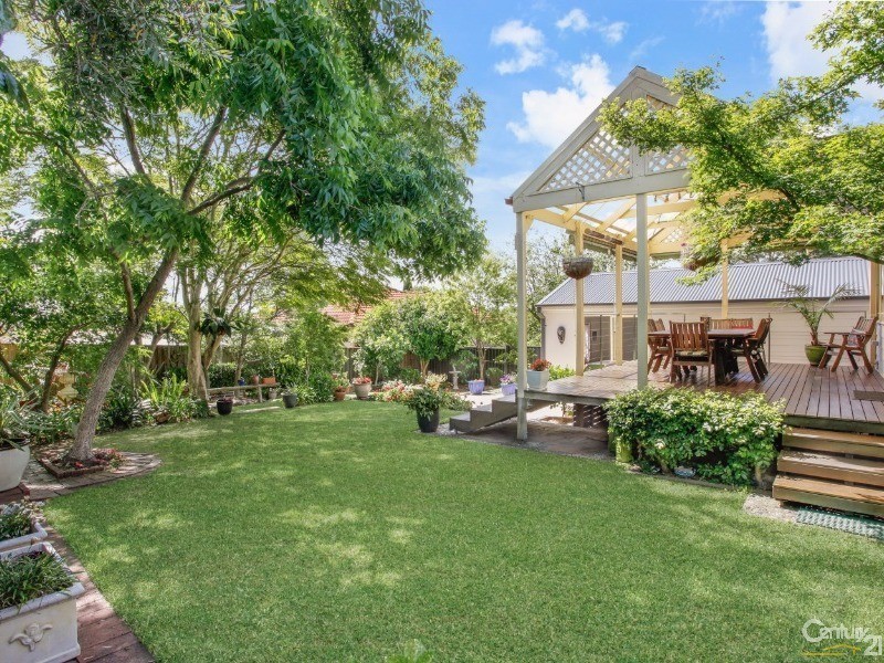 10 Attunga Street, Seven Hills NSW 2147